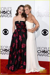 组图：第40届人民选择奖星光熠熠 小罗伯特现身