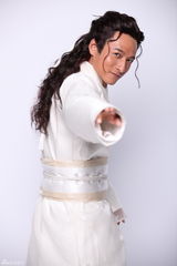 组图：大咖秀玩武侠 何炅饰令狐冲谢娜饰李逍遥