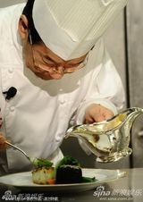 组图：主厨展示第68届金球颁奖礼晚宴菜肴