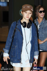 组图：韩国团体T-ara结束马来西亚演出抵达仁川机场