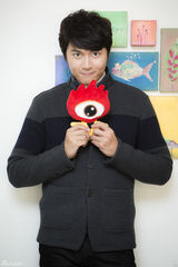 高清组图：韩星在熙对话新浪娱乐