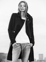 组图：米兰达最新时装大片曝光 碎花裙美腿诱人