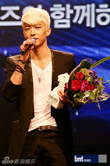 组图：2PM祐荣G.NA等出席CoolGuy选拔赛