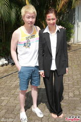 组图：钟嘉欣新剧湿身透底示人 不懂游泳需替身