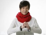 组图：李智楠新春写真曝光 活力四射可爱帅气
