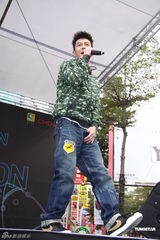 高清组图：陈冠希发新碟 不求销量只望被倾听心声