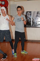 组图：古惑仔五子为个唱彩排热舞 将脱衣秀身材