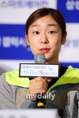 组图：韩滑冰公主金妍儿出席演出公开彩排