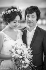 独家：刘芸郑钧举办浪漫婚礼 唯美婚纱照曝光