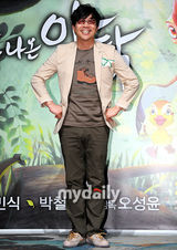 组图：刘承浩朴哲民为动画片配音 助阵媒体首映会