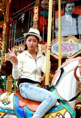 幻灯图集：演员何雨檬戛纳高清写真