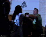 组图：张柏芝深圳赶戏避记者 剧组为维护秩序报警