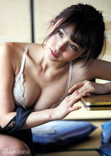组图：写真偶像吉木梨纱大片秀姣好身材