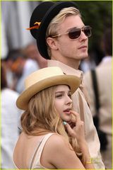 高清组图：《海扁王》小萝莉清爽造型和两兄弟亮相