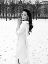 组图：伊能静登《芭莎》拍摄美感时尚片