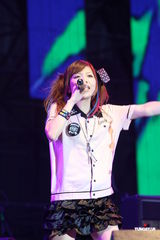 组图：热波音乐节首日 曲婉婷黄立行等献唱