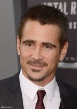 组图：《全面回忆》首映 杰西卡粉裙VS凯特蛇皮纹裙