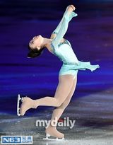组图：韩国冰上公主金妍儿退役办纪念表演