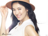 组图：韩国美女宋慧乔广告写真 肌肤水嫩光洁