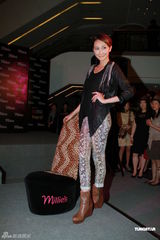 组图：林峰徐子珊出席活动 皆表态不会离开无线