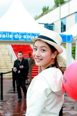 幻灯图集：演员何雨檬戛纳高清写真