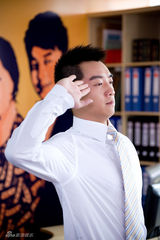 高清图：郑恺《杜拉拉升职记》阳光气质造型受宠