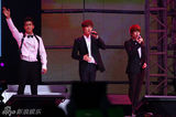 组图：Super junior-M2011北京歌友会激情上演