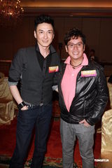 组图：谭咏麟重返无线与郑裕玲再合作