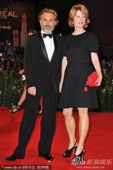 组图：《杀戮》威尼斯首映 温丝莱特雍容大气