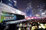 组图：少女时代宣传新专辑 五彩装俏丽清新