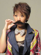 组图：郑欣宜即将推首张大碟 邀亲友见证“大日子”