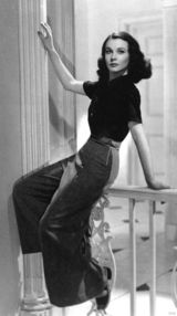 组图：费雯-丽诞辰百年 百张美图再现佳人一生