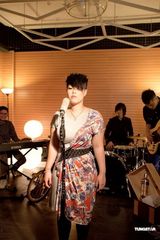 组图：林二汶推出新专辑 自资80万投资事业