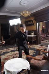 组图：马浚伟不愧羽球发烧友 报名参加华人杯公开赛