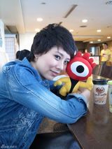 幻灯图：两岸麻辣媳妇过招  海清上康熙遭小S整盅