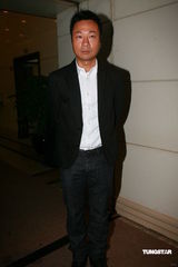 高清：TVB老戏骨陈鸿烈出殡 黎耀祥毛舜筠素衣送行