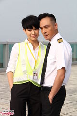 组图：胡杏儿拒谈黄宗泽 看好马国明夺视帝