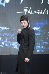 独家高清：金贤重等宣传新剧《感激时代》