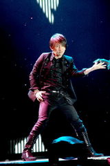 组图：刘谦魔术巡演苏州站 “谦变万化”令人惊叹