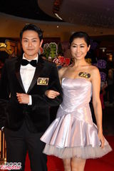 组图：《大太监》仿效电影首映 米雪邵美琪比气场