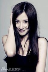 幻灯图集：熊乃瑾黑白写真 演绎80后纯净心情