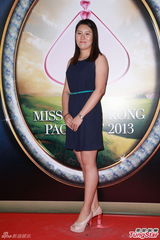 组图：港姐举行第一轮面试 候选佳丽水平参差