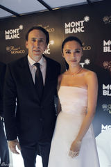 组图：姚晨尼古拉斯凯奇同台 白裙典雅时尚