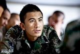 组图：《8848》热血男儿展特种兵飒爽英姿