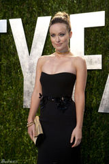 高清组图：奥斯卡派对奥利维亚-王尔德高贵典雅