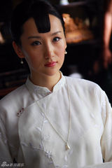 组图：高洋《一代枭雄》塑冷美人形象