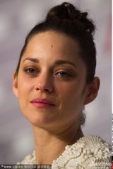 组图：《移民》记者会 歌迪亚杰瑞米等现身