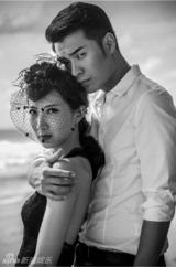 组图：陈赫海岛大婚 黑白韵味婚照大片曝光