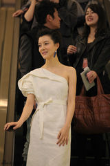 高清图：车晓出席ELLE风尚展 素雅亮相气质出众