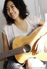 左撇子节盘点娱圈左派 朱莉汪涵在列